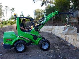 Avant 745 Articulated Mini Loader w Telescopic Boom & Probst Grab - picture0' - Click to enlarge