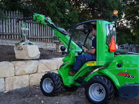 Avant 745 Articulated Mini Loader w Telescopic Boom & Probst Grab - picture1' - Click to enlarge