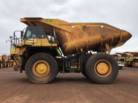 Komatsu HD785-7 Dump Truck - picture2' - Click to enlarge