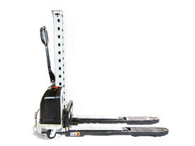 Self Loading Pallet Stacker  - picture0' - Click to enlarge