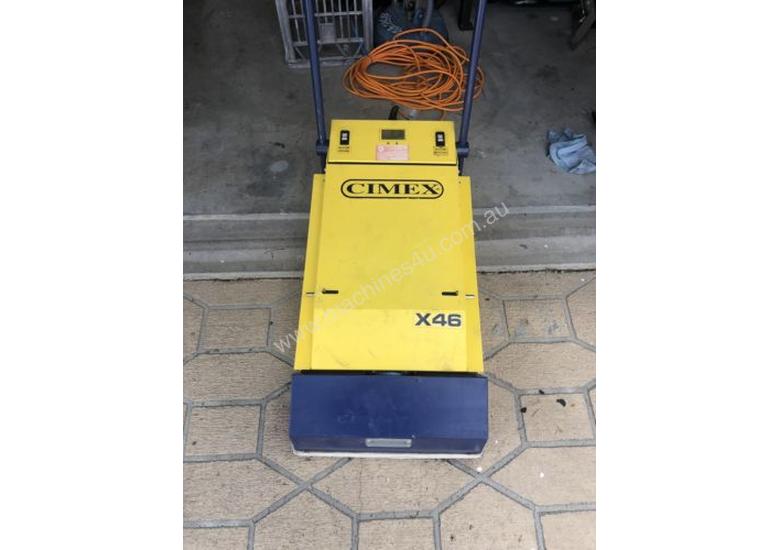 caption Cimex X46, Escalator and travelator cleaner