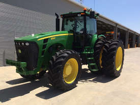 John Deere 8330 FWA/4WD Tractor - picture0' - Click to enlarge