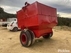 Tow Behind Square Chaser Bin - picture2' - Click to enlarge