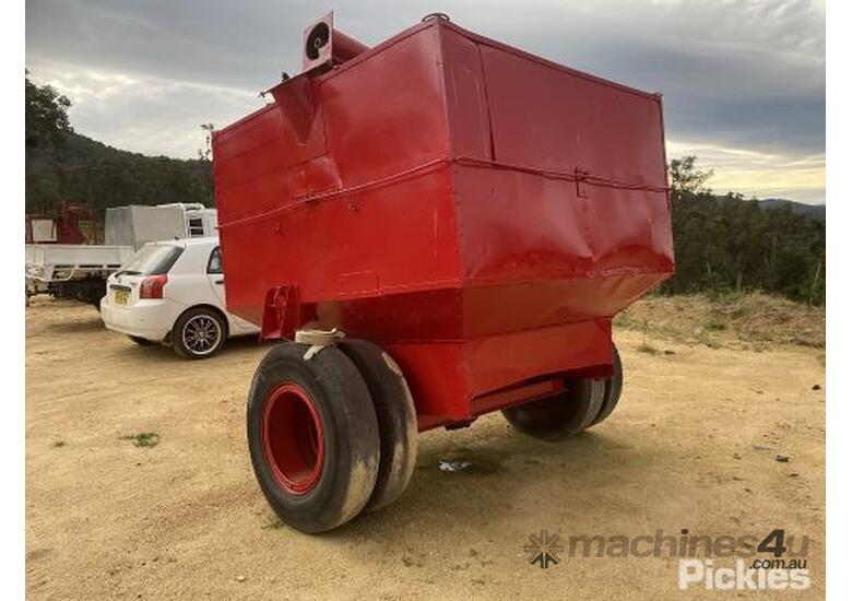 caption Tow Behind Square Chaser Bin