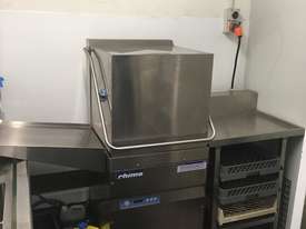 Rhima Commercial Dish Washer w Side Tables & 9 Trays - picture0' - Click to enlarge