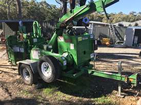 bandit woodchipper 990XP 2012 low 1900hrs,  big infeed, winch, 114hp engine - picture0' - Click to enlarge