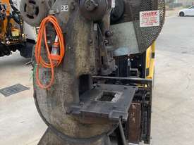 METAL PRESS 15TON - picture0' - Click to enlarge