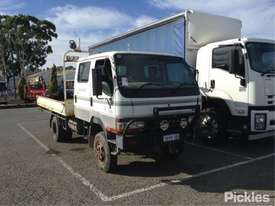 2002 Mitsubishi 500/600 Canter - picture0' - Click to enlarge