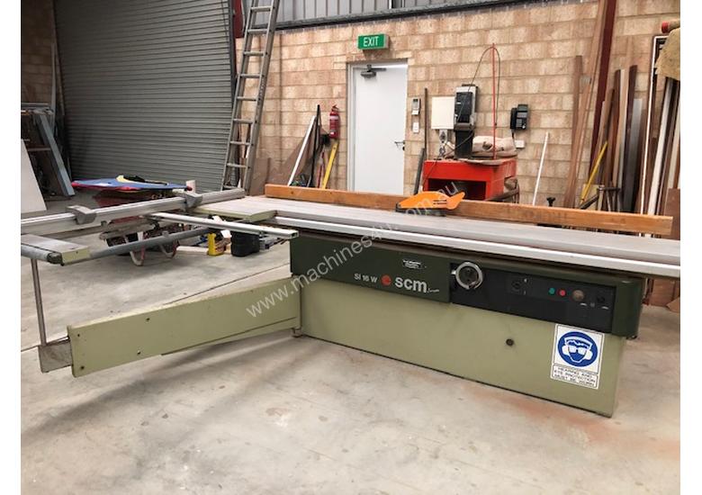 caption SCM Panel Saw w/ Dust Extractor - Great Condition