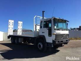 2001 Volvo FL6 - picture0' - Click to enlarge