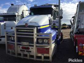 2002 Kenworth T604 - picture1' - Click to enlarge