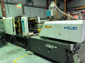 INJECTION MOULDING MACHINE WELLTEC 190T - picture0' - Click to enlarge