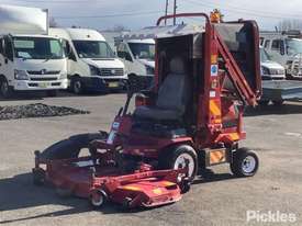 Toro Groundsmaster 228-D - picture2' - Click to enlarge