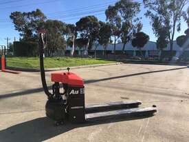 1.5 Ton Hangcha Electric Pallet Truck  - picture0' - Click to enlarge