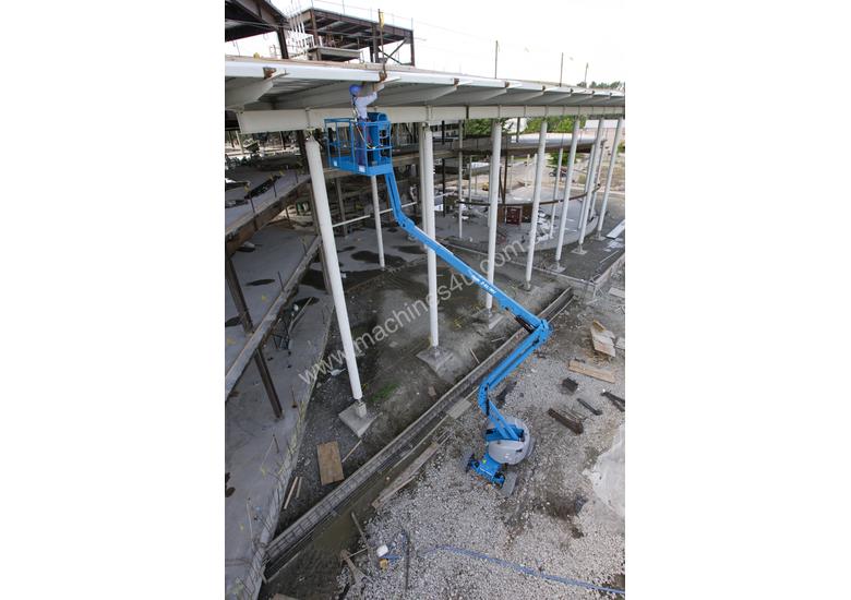 caption Genie Z-51/30J 52ft Diesel Knuckle Boom Lift – Superior Reach and Flexibility!
