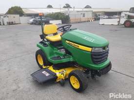 2011 John Deere X320 - picture2' - Click to enlarge