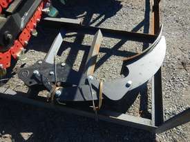 LOT # 0216Hydraulic Trencher  - picture2' - Click to enlarge
