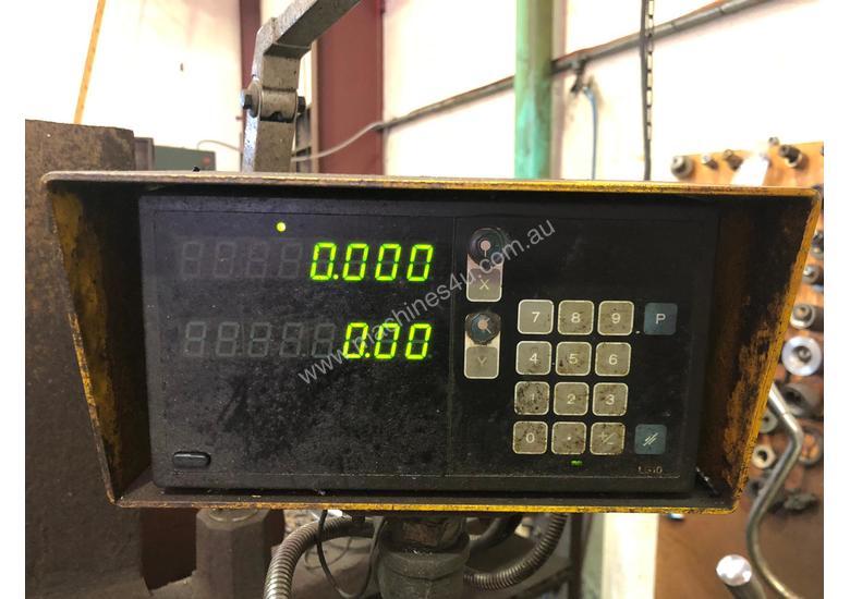 caption Yunnan Model CY PML 660 x 3000G Lathe