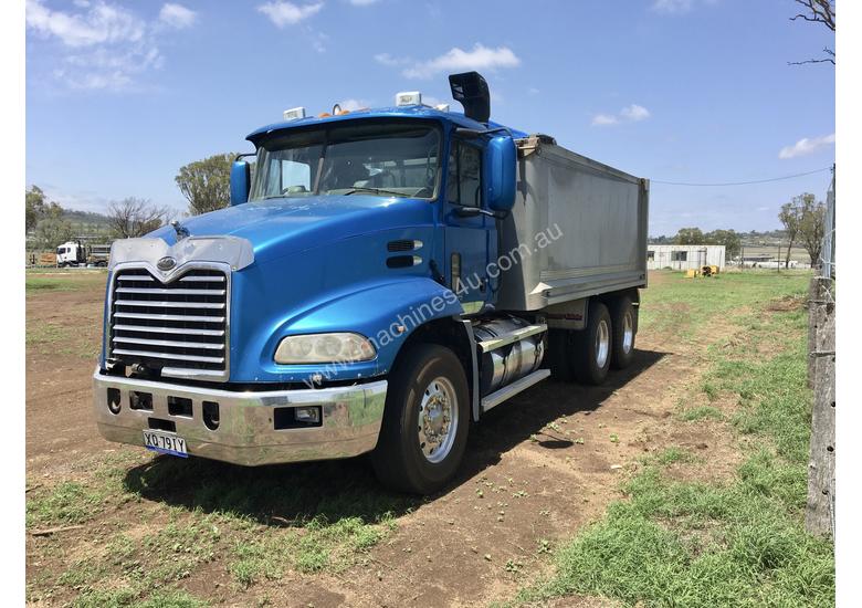 caption MACK VISION truck