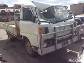 1984 Mitsubishi Canter - picture0' - Click to enlarge