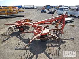 Deutz-Fahr KS200DN 3.8 m Hay Rake - picture2' - Click to enlarge