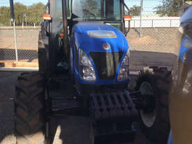 New Holland  FWA/4WD Tractor - picture0' - Click to enlarge