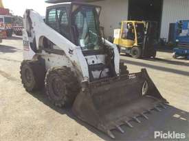 Bobcat S300 - picture0' - Click to enlarge