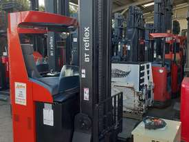 Toyota BT High Reach Truck 1.8 Ton 48v Electric 2011 model 8.5m Mast Single Deep  - picture2' - Click to enlarge