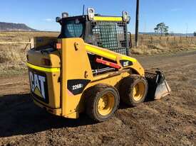 CAT 226B-3 skid steer - picture1' - Click to enlarge