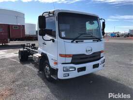 2014 Nissan UD Condor MK 11 250 - picture0' - Click to enlarge