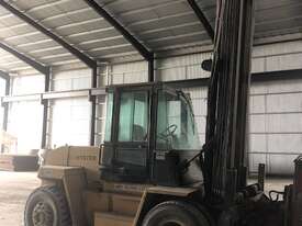 Hyster forklift 9 ton  - picture0' - Click to enlarge