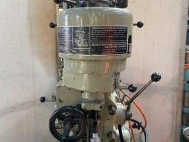 Kent KTM-380 Turret Milling Machine - picture2' - Click to enlarge