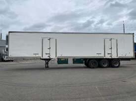2004 Maxitrans, ST3-0D Tri Axle Refrigerated Trailer - picture1' - Click to enlarge