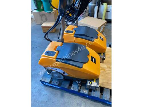 B&G SUPPLIES - TASKI - SWINGO 350 Floor Scrubbing Machine