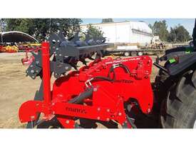 FARMTECH GB-5 SUB SOILER + DUAL ROLLER (5 TINE, 2.4M) - picture2' - Click to enlarge