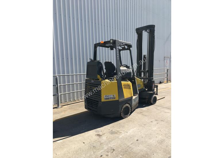 caption 2.0T LPG Narrow Aisle Forklift