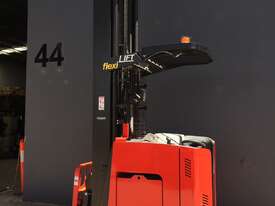 Raymond 750 DR32TT Double Deep Reach Stand-on Electric Truck- Refurbished - picture0' - Click to enlarge