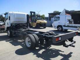 Isuzu NQR450 - picture2' - Click to enlarge