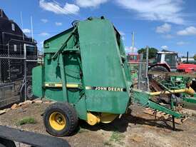 John Deere 435 Round Balers - picture0' - Click to enlarge