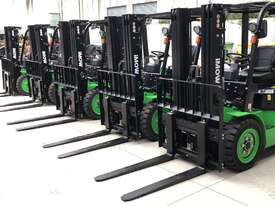 3T Li-ion Powerful Electric Forklift  - picture0' - Click to enlarge