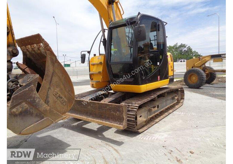 caption JCB JZ140D LC Excavator