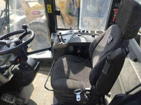 Caterpillar 950GC Loader/Tool Carrier Loader - picture0' - Click to enlarge