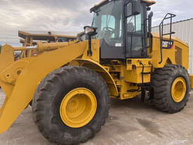 Caterpillar 950GC Loader/Tool Carrier Loader - picture2' - Click to enlarge