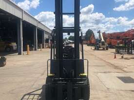 High-Reach Clear View Mast 3.0t Diesel CLARK Forklift - Hire - picture1' - Click to enlarge