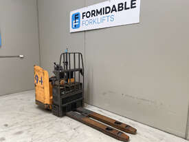 Crown PR4500 Pallet Truck Forklift - picture0' - Click to enlarge