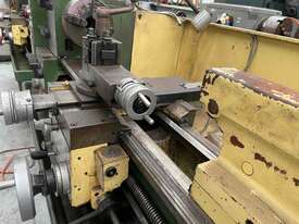 Centre lathe - Taiwan made - picture2' - Click to enlarge