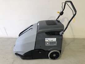 Nilfisk SW900 sweeper - picture0' - Click to enlarge
