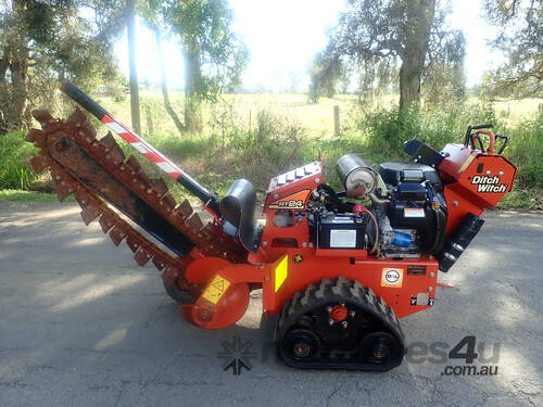Ditch Witch RT24  Trencher Trenching