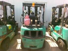 2.5T Counterbalanced Forklift - picture0' - Click to enlarge