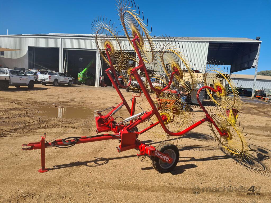 SOLD - Tonutti TCR8 Hay and Forage Hay - Rakes/Tedders
